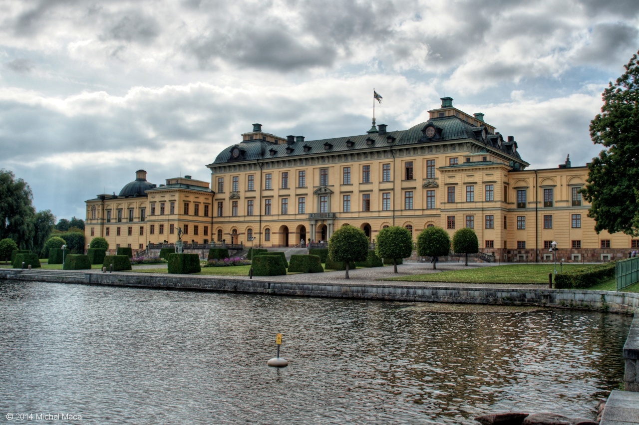 Drottningholmský palác